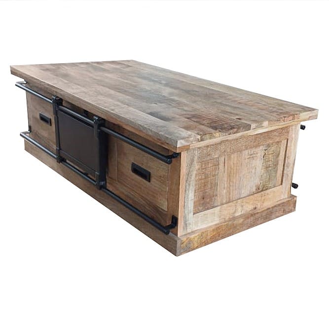Cette table basse a été fabriquée en bois massif de manguier et métal. Elle possède deux tiroirs et une porte centrale coulissante. Dimensions: 125 (L) X 65 (l) X 40 (H) cm. Kukuu, boutique en ligne de mobilier industriel et bois massif de qualité supérieur.
