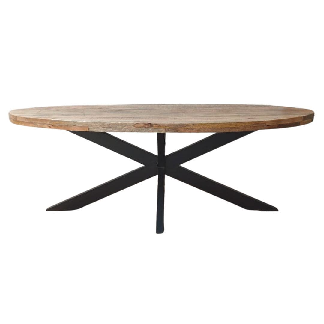 La table à manger ovale industrielle SYDNEY est disponible en 180, 210 et 240 cm. Celle-ci a été faite en bois massif de manguier et métal. Mesures: 210 x 100 x 78 cm. Livraison offerte en France métropolitaine et Belgique. Kukuu, boutique en ligne de mobilier industriel et décoration d'intérieur.